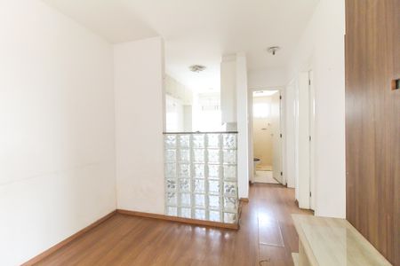 Sala de apartamento para alugar com 2 quartos, 48m² em Parque Santa Rita, São Paulo