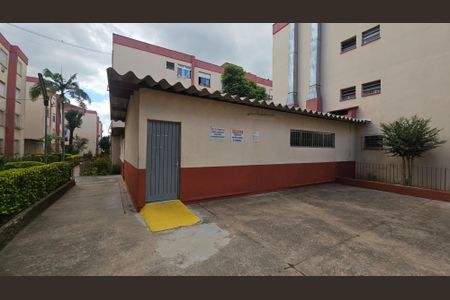 Apartamento à venda com 38m², 1 quarto e sem vagaÁrea comum - Salão de festas