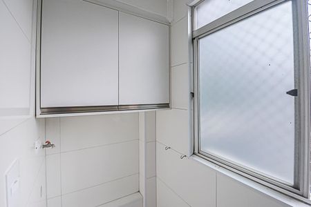 Apartamento para alugar com 65m², 2 quartos e sem vagaÁrea de Serviço