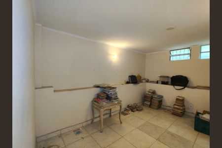 Casa à venda com 140m², 6 quartos e 1 vagaQuarto 4