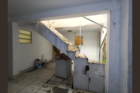 Casa à venda com 140m², 6 quartos e 1 vagaGaragem