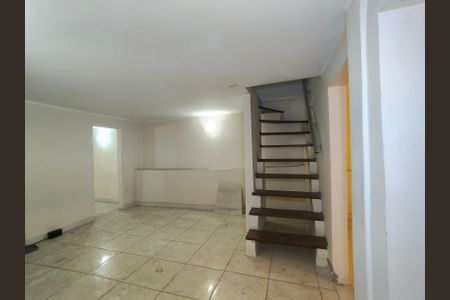 Casa à venda com 140m², 6 quartos e 1 vagaSala