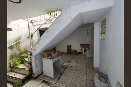 Casa à venda com 140m², 6 quartos e 1 vagaQuintal