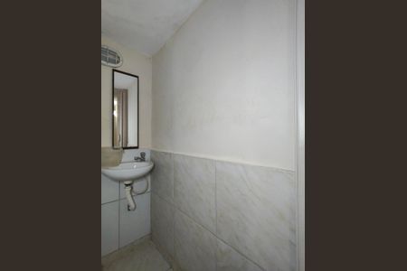 Casa à venda com 140m², 6 quartos e 1 vagaBanheiro