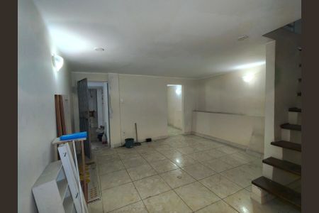 Casa à venda com 140m², 6 quartos e 1 vagaSala