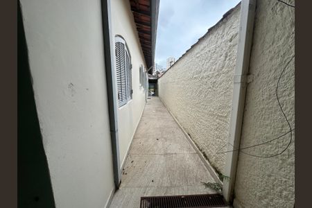 Casa para alugar com 60m², 2 quartos e 2 vagasQuintal