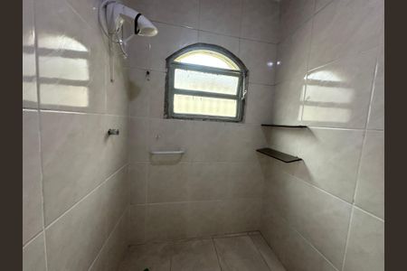 Casa para alugar com 60m², 2 quartos e 2 vagasBanheiro