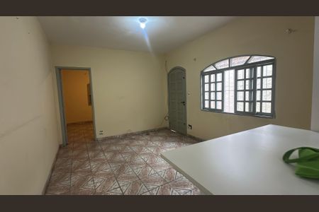 Sala de casa para alugar com 2 quartos, 60m² em Jardim Barueri, Barueri