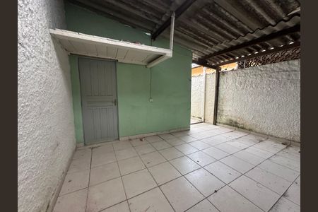 Casa para alugar com 60m², 2 quartos e 2 vagasQuintal