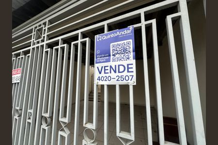 Casa para alugar com 60m², 2 quartos e 2 vagasFachada