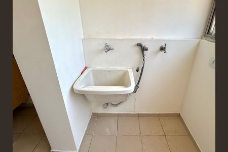 Apartamento para alugar com 80m², 2 quartos e 1 vagaÁrea de Serviço