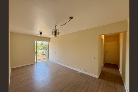 Apartamento para alugar com 80m², 2 quartos e 1 vagaSala 