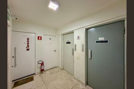 Apartamento para alugar com 80m², 2 quartos e 1 vagaHall Apartamento 