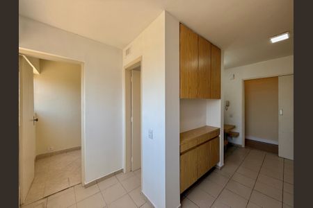 Apartamento para alugar com 80m², 2 quartos e 1 vagaÁrea de Serviço