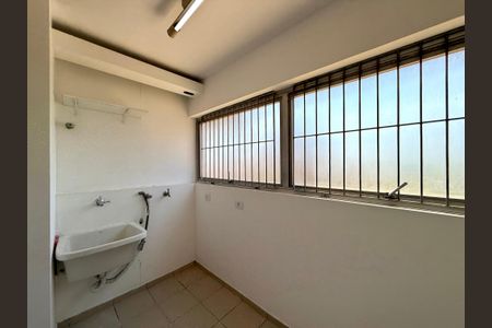 Apartamento para alugar com 80m², 2 quartos e 1 vagaÁrea de Serviço