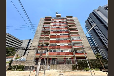 Apartamento para alugar com 80m², 2 quartos e 1 vagaFachada 