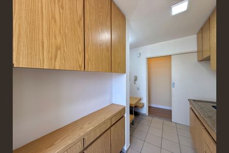 Apartamento para alugar com 80m², 2 quartos e 1 vagaCozinha 