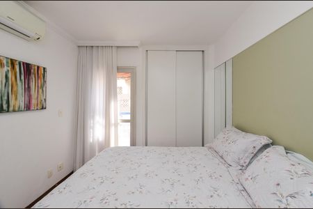 Apartamento para alugar com 104m², 3 quartos e 3 vagas Apartamento para alugar com 104m², 3 quartos e 3 vagasSuíte