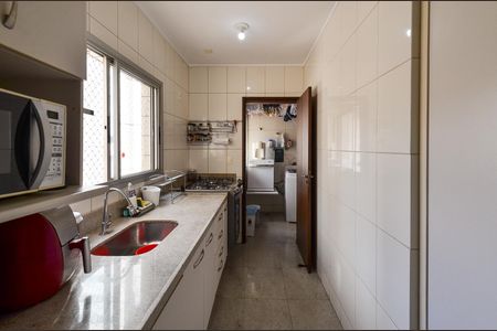 Apartamento para alugar com 104m², 3 quartos e 3 vagas Apartamento para alugar com 104m², 3 quartos e 3 vagasCozinha