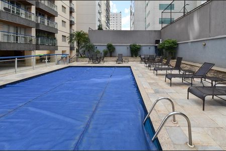 Apartamento para alugar com 104m², 3 quartos e 3 vagas Apartamento para alugar com 104m², 3 quartos e 3 vagasÁrea comum - Piscina