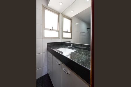 Apartamento para alugar com 104m², 3 quartos e 3 vagas Apartamento para alugar com 104m², 3 quartos e 3 vagasBanheiro Suíte