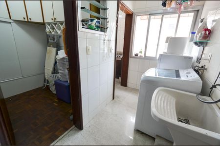 Apartamento para alugar com 104m², 3 quartos e 3 vagas Apartamento para alugar com 104m², 3 quartos e 3 vagasÁrea de Serviço