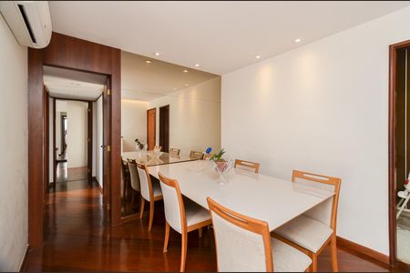 Sala Ambientes de apartamento para alugar com 3 quartos, 104m² em Lourdes, Belo Horizonte