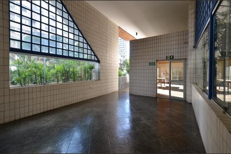 Apartamento para alugar com 104m², 3 quartos e 3 vagas Apartamento para alugar com 104m², 3 quartos e 3 vagasÁrea comum - Salão de festas