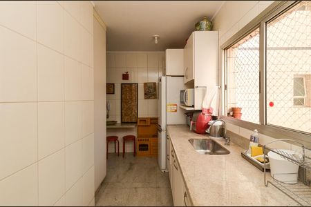 Apartamento para alugar com 104m², 3 quartos e 3 vagas Apartamento para alugar com 104m², 3 quartos e 3 vagasCozinha