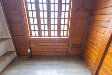 Casa à venda com 124m², 5 quartos e 2 vagasquarto 3