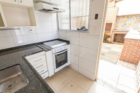 Casa à venda com 124m², 5 quartos e 2 vagascozinha