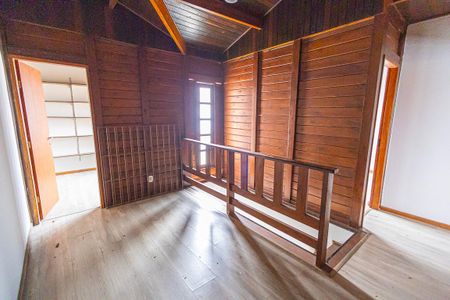 Casa à venda com 124m², 5 quartos e 2 vagassala / 2º andar