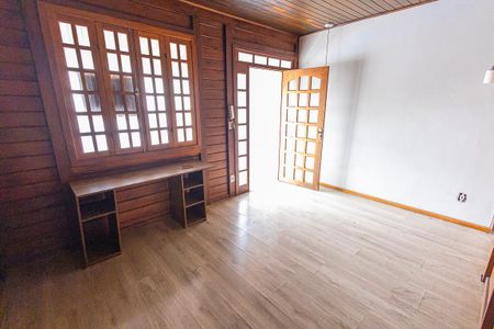 Casa à venda com 124m², 5 quartos e 2 vagasquarto 5 / varanda, closet e suite