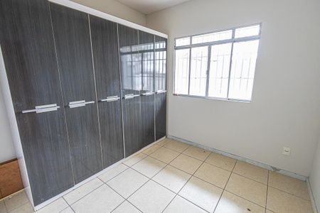 Casa à venda com 124m², 5 quartos e 2 vagasquarto 1