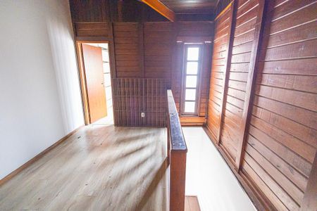 Casa à venda com 124m², 5 quartos e 2 vagassala / 2º andar