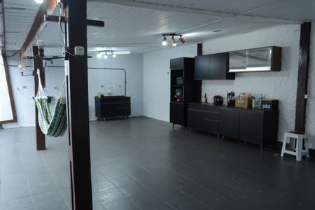 Casa para alugar com 250m², 2 quartos e 4 vagasCozinha