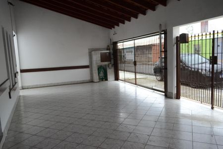 Casa para alugar com 250m², 2 quartos e 4 vagasGaragem