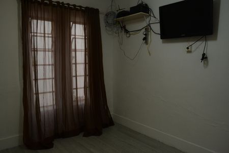 Casa para alugar com 250m², 2 quartos e 4 vagasQuarto