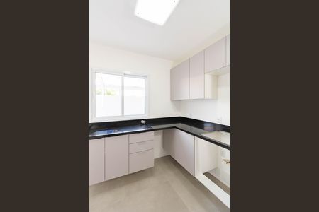 Casa de condomínio para alugar com 116m², 2 quartos e 2 vagasCozinha