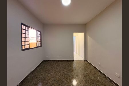 Sala de casa à venda com 2 quartos, 125m² em Parque Jaçatuba, Santo André
