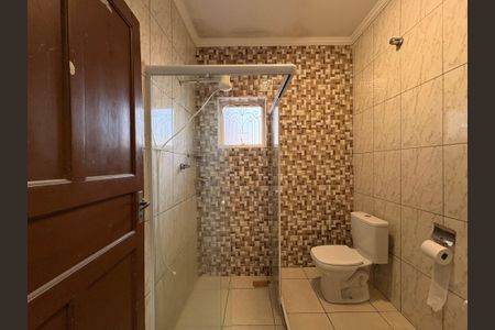 Casa à venda com 125m², 2 quartos e 2 vagasBanheiro 