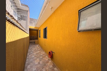 Casa à venda com 125m², 2 quartos e 2 vagasCorredor