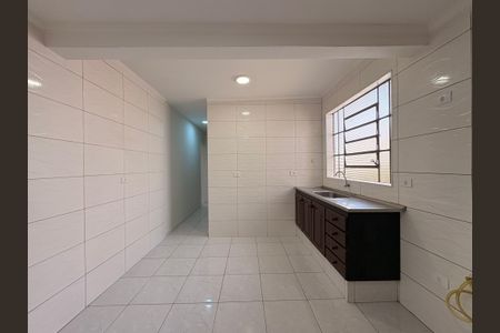 Casa à venda com 125m², 2 quartos e 2 vagasCozinha