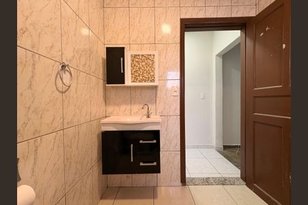 Casa à venda com 125m², 2 quartos e 2 vagasBanheiro