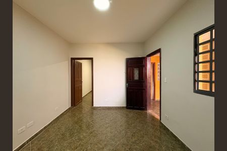 Sala de casa à venda com 2 quartos, 125m² em Parque Jaçatuba, Santo André