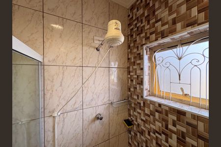 Casa à venda com 125m², 2 quartos e 2 vagasBanheiro