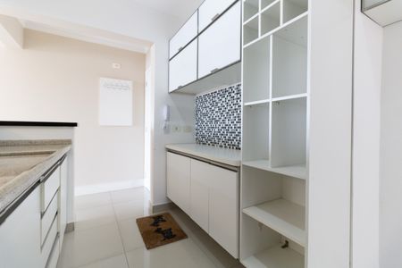 Apartamento à venda com 84m², 3 quartos e 2 vagasCozinha 