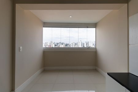 Apartamento à venda com 84m², 3 quartos e 2 vagasSala