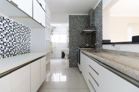 Apartamento à venda com 84m², 3 quartos e 2 vagasCozinha 