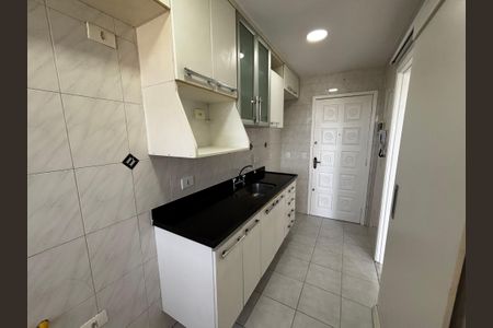 Apartamento para alugar com 72m², 2 quartos e 1 vagaCozinha